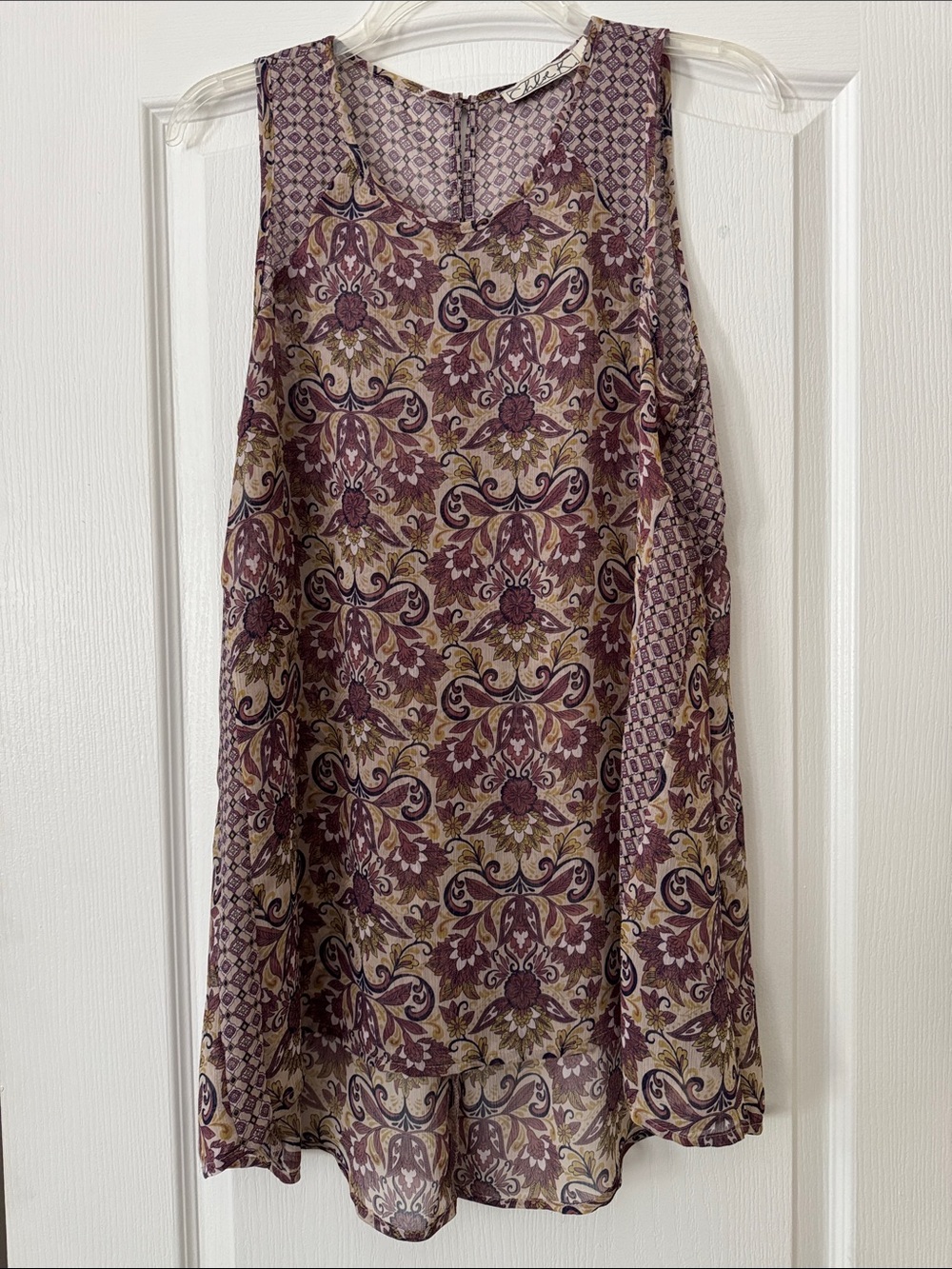 🪻Beautiful Flowy Top🪻
